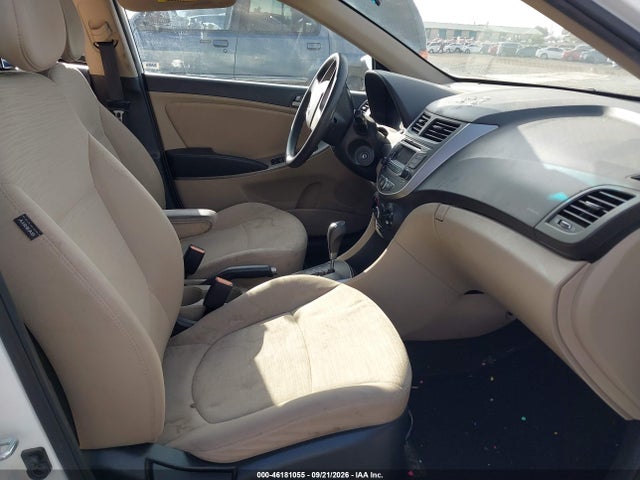 2015 Hyundai Accent Gls მანქანა იყიდება აუქციონზე, vin: KMHCT4AE3FU934687, აუქციონის ნომერი: 46181055