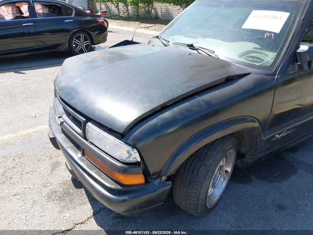46181103 :رقم المزاد ، 1GCCS1957Y8208398 vin ، 2000 Chevrolet S-10 Ls مزاد بيع