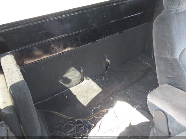 46181103 :رقم المزاد ، 1GCCS1957Y8208398 vin ، 2000 Chevrolet S-10 Ls مزاد بيع