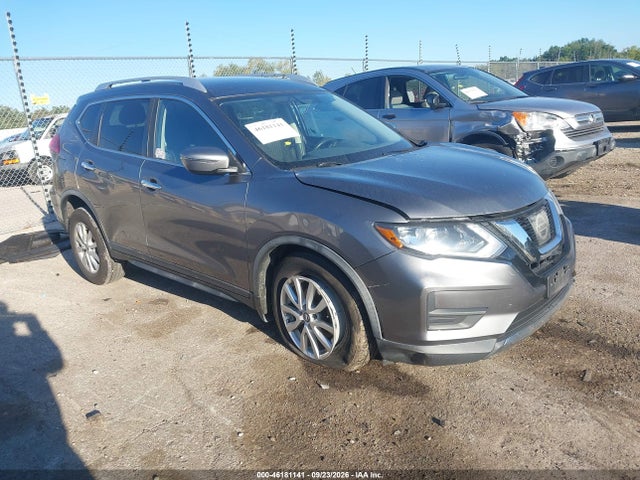 46181141 :رقم المزاد ، KNMAT2MV5HP607625 vin ، 2017 Nissan Rogue Sv مزاد بيع