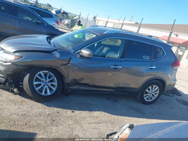 46181141 :رقم المزاد ، KNMAT2MV5HP607625 vin ، 2017 Nissan Rogue Sv مزاد بيع
