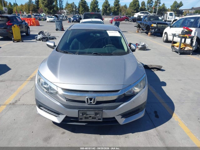 Honda Civic Lx 2018 2HGFC2F51JH573701 Image 12