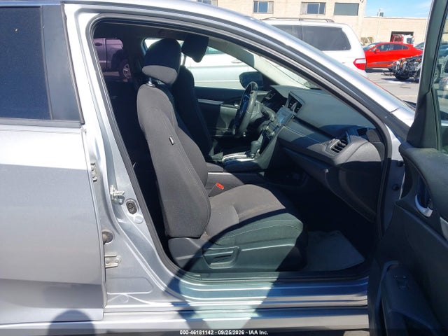 Honda Civic Lx 2018 2HGFC2F51JH573701 Image 5