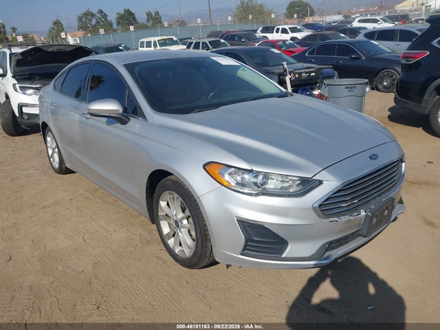 46181163 :رقم المزاد ، 3FA6P0LU8KR119752 vin ، 2019 Ford Fusion Hybrid Se مزاد بيع