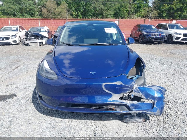 Продаж на аукціоні авто 2024 Tesla Model Y Long Range Dual Motor All-wheel Drive, vin: 7SAYGDEE4RA295046, номер лоту: 46181183
