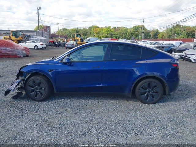 Продаж на аукціоні авто 2024 Tesla Model Y Long Range Dual Motor All-wheel Drive, vin: 7SAYGDEE4RA295046, номер лоту: 46181183