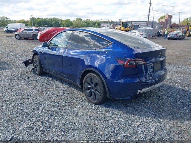 Продаж на аукціоні авто 2024 Tesla Model Y Long Range Dual Motor All-wheel Drive, vin: 7SAYGDEE4RA295046, номер лоту: 46181183