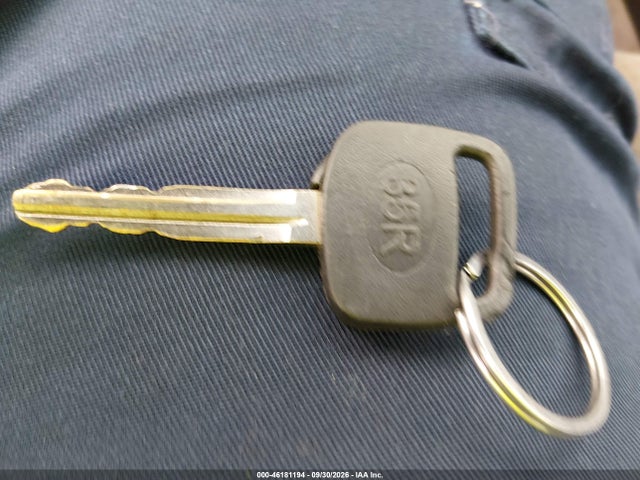 Продажа на аукционе авто 2002 Toyota Camry Le, vin: 4T1BE32K32U042308, номер лота: 46181194