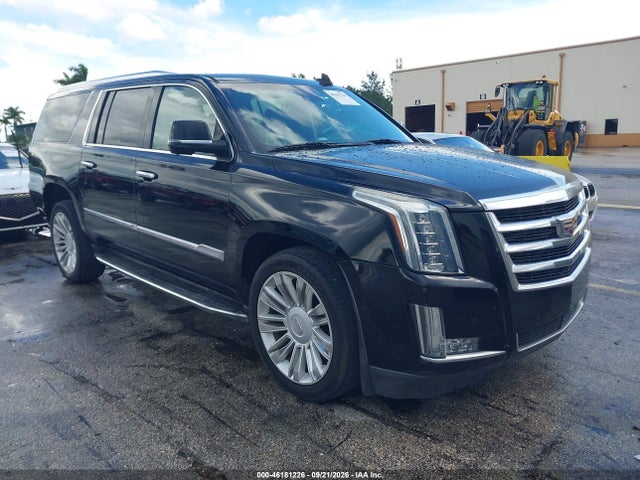 46181226 :رقم المزاد ، 1GYS3SKJ8FR544049 vin ، 2015 Cadillac Escalade Esv Luxury مزاد بيع