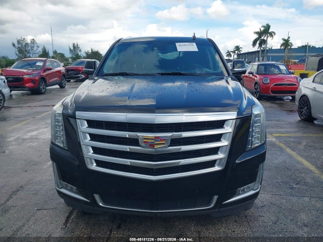 46181226 :رقم المزاد ، 1GYS3SKJ8FR544049 vin ، 2015 Cadillac Escalade Esv Luxury مزاد بيع