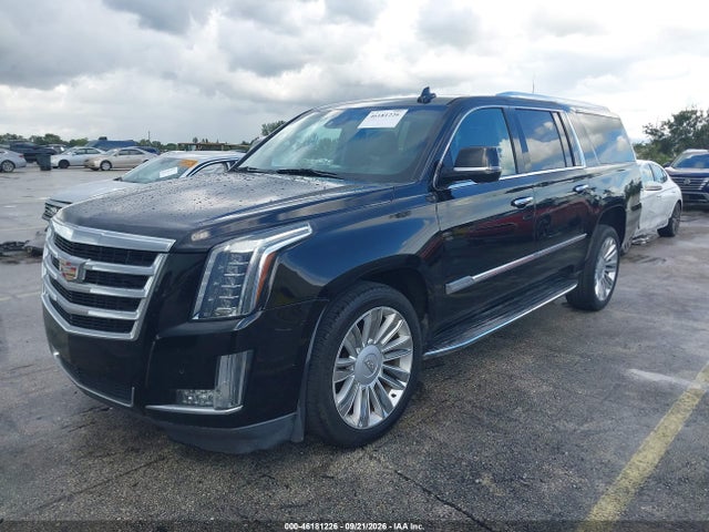 46181226 :رقم المزاد ، 1GYS3SKJ8FR544049 vin ، 2015 Cadillac Escalade Esv Luxury مزاد بيع