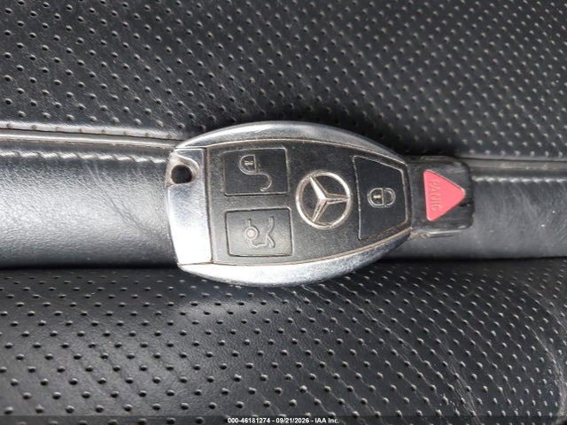2015 Mercedes-benz S 550 4matic მანქანა იყიდება აუქციონზე, vin: WDDUG8FB4FA098057, აუქციონის ნომერი: 46181274