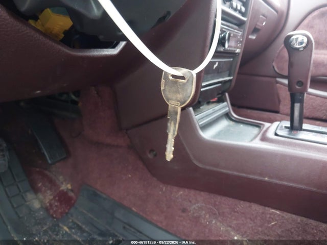 Продажа на аукционе авто 1992 Honda Accord Lx, vin: 1HGCB765XNA067162, номер лота: 46181289