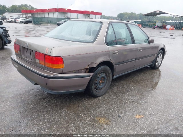 Продажа на аукционе авто 1992 Honda Accord Lx, vin: 1HGCB765XNA067162, номер лота: 46181289