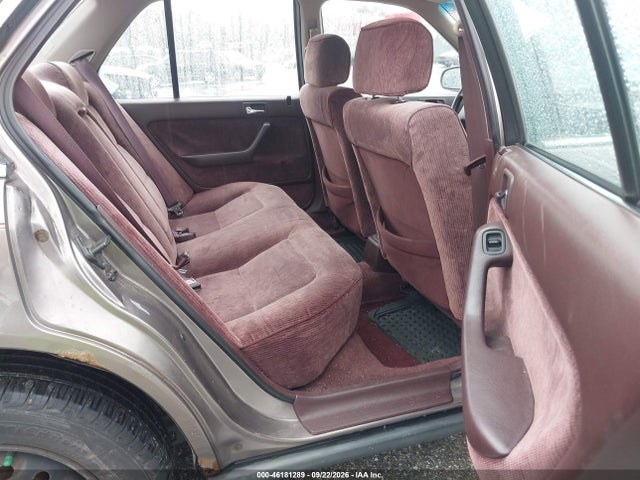 Продажа на аукционе авто 1992 Honda Accord Lx, vin: 1HGCB765XNA067162, номер лота: 46181289