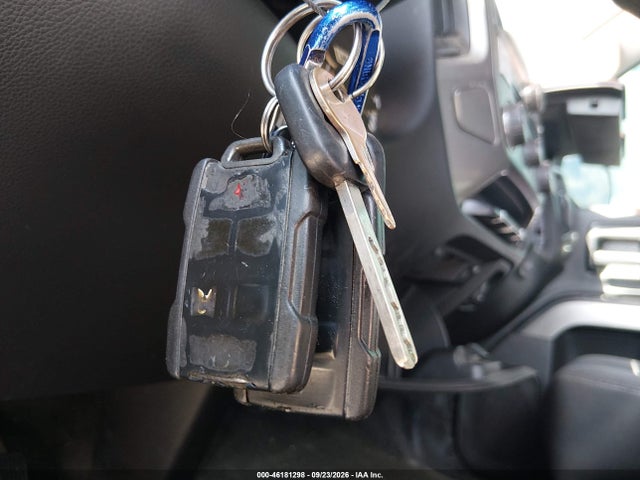 46181298 :رقم المزاد ، 3GCPCREC3FG537849 vin ، 2015 Chevrolet Silverado 1500 1lt مزاد بيع