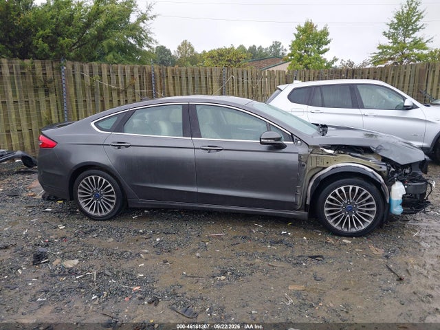 2017 Ford Fusion Platinum/titanium მანქანა იყიდება აუქციონზე, vin: 3FA6P0K92HR116139, აუქციონის ნომერი: 46181307