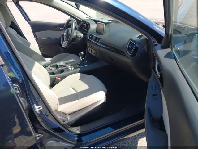 2016 Mazda Mazda3 I Sport მანქანა იყიდება აუქციონზე, vin: JM1BM1U73G1321884, აუქციონის ნომერი: 46181321