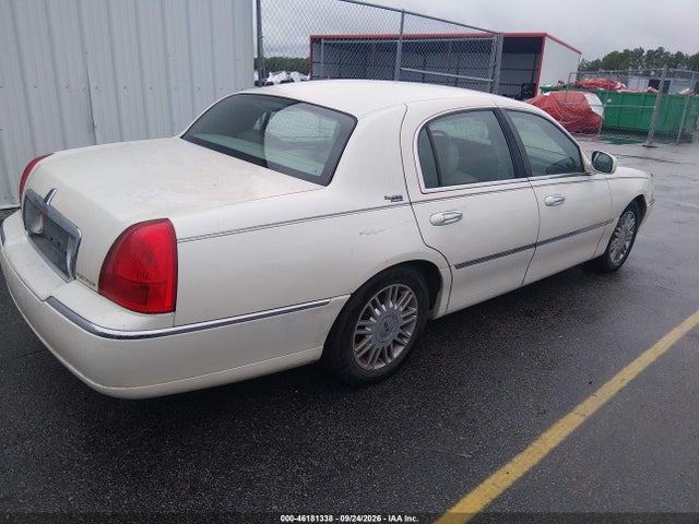 Aukcja sprzedaży 2006 Lincoln Town Car Signature Limited, vin: 1LNHM82W56Y600574, numer aukcji: 46181338