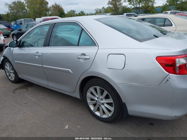 46181388 :رقم المزاد ، 4T1BF1FK4EU811284 vin ، 2014 Toyota Camry Xle مزاد بيع