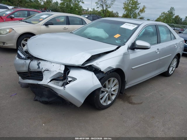 46181388 :رقم المزاد ، 4T1BF1FK4EU811284 vin ، 2014 Toyota Camry Xle مزاد بيع