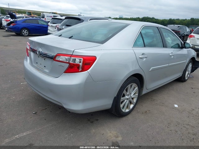 46181388 :رقم المزاد ، 4T1BF1FK4EU811284 vin ، 2014 Toyota Camry Xle مزاد بيع