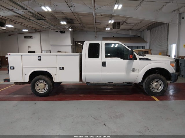 46181408 :رقم المزاد ، 1FD8X3BT3FEA04719 vin ، 2015 Ford F-350 Xl مزاد بيع