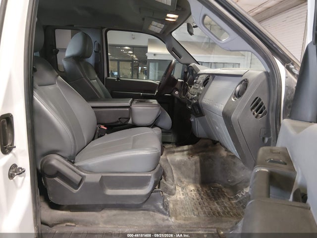 46181408 :رقم المزاد ، 1FD8X3BT3FEA04719 vin ، 2015 Ford F-350 Xl مزاد بيع