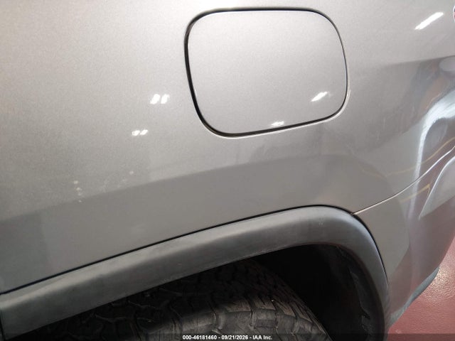 2019 Jeep Grand Cherokee Laredo E 4x4 მანქანა იყიდება აუქციონზე, vin: 1C4RJFAG7KC754260, აუქციონის ნომერი: 46181460
