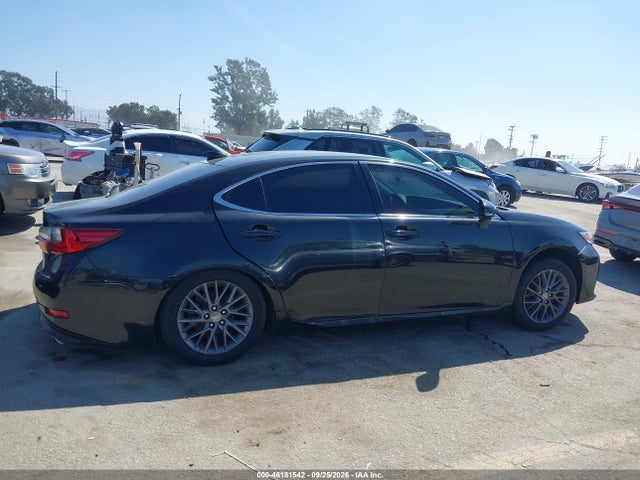 46181542 :رقم المزاد ، 58ABK1GG1JU084713 vin ، 2018 Lexus Es 350 مزاد بيع