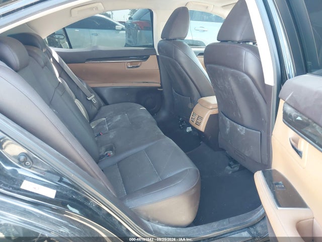 46181542 :رقم المزاد ، 58ABK1GG1JU084713 vin ، 2018 Lexus Es 350 مزاد بيع