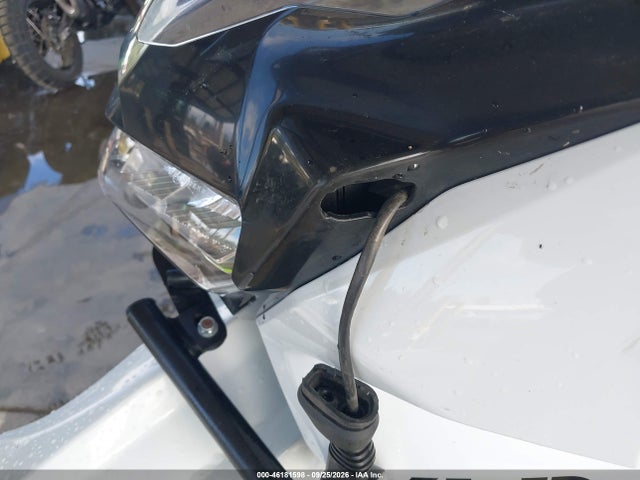 46181598 :رقم المزاد ، ML5KLEG19RDA30418 vin ، 2024 Kawasaki Kl650 G مزاد بيع