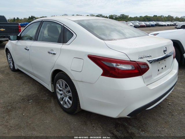 Продаж на аукціоні авто 2018 Nissan Altima 2.5 S, vin: 1N4AL3AP3JC185305, номер лоту: 46181603