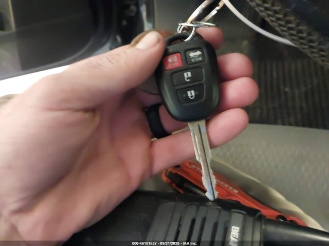 2018 Toyota Corolla Le მანქანა იყიდება აუქციონზე, vin: 2T1BURHE0JC991726, აუქციონის ნომერი: 46181627