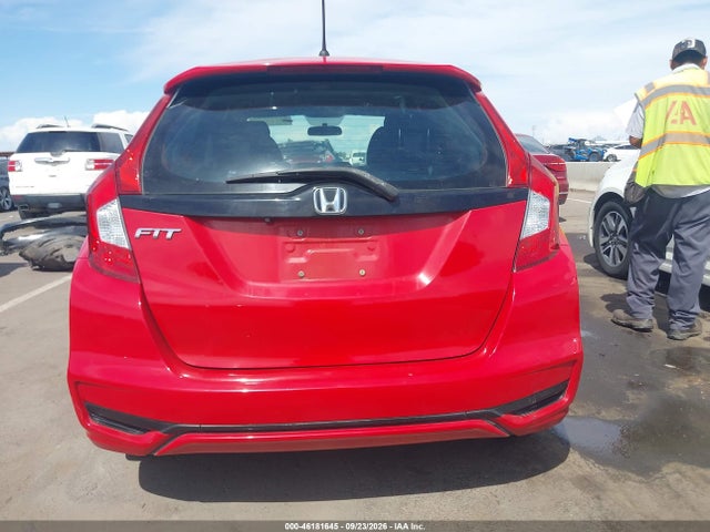 46181645 :رقم المزاد ، 3HGGK5H47KM739171 vin ، 2019 Honda Fit Lx مزاد بيع