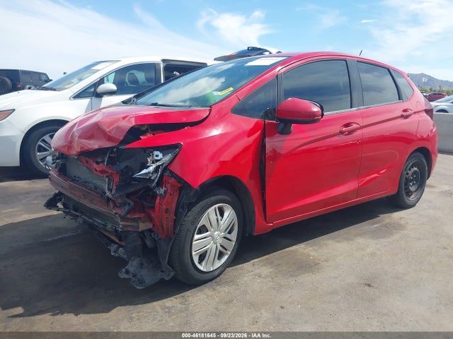 46181645 :رقم المزاد ، 3HGGK5H47KM739171 vin ، 2019 Honda Fit Lx مزاد بيع