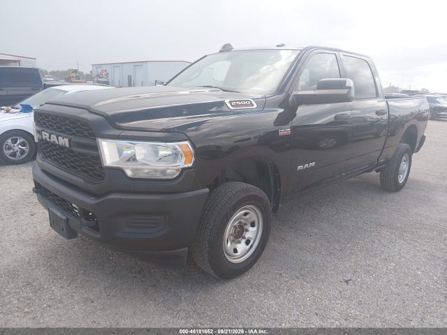 46181652 :رقم المزاد ، 3C6UR5CJ8LG243331 vin ، 2020 Ram 2500 Tradesman  4x4 6'4 Box مزاد بيع