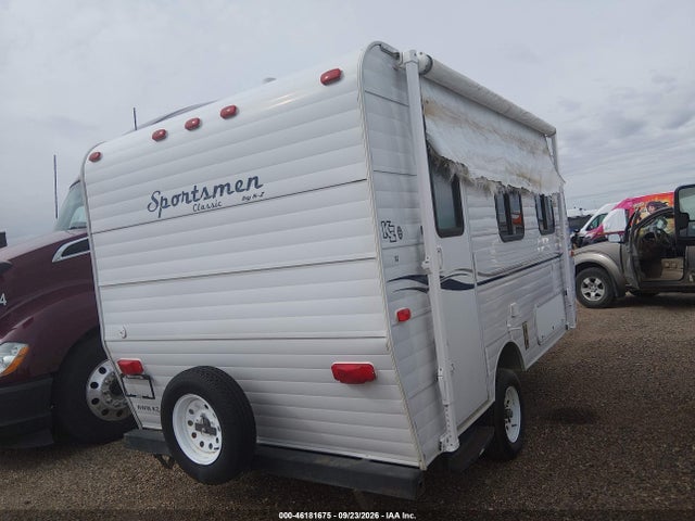46181675 :رقم المزاد ، 4EXTK1414B5038688 vin ، 2011 Sportsmen 13 Camper Trailer مزاد بيع
