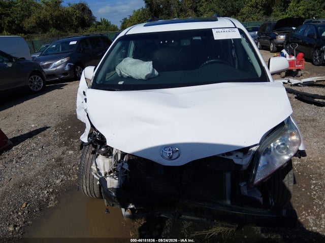2012 Toyota Sienna Se 8 Passenger მანქანა იყიდება აუქციონზე, vin: 5TDXK3DC3CS184897, აუქციონის ნომერი: 46181836