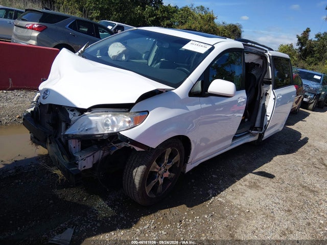 2012 Toyota Sienna Se 8 Passenger მანქანა იყიდება აუქციონზე, vin: 5TDXK3DC3CS184897, აუქციონის ნომერი: 46181836