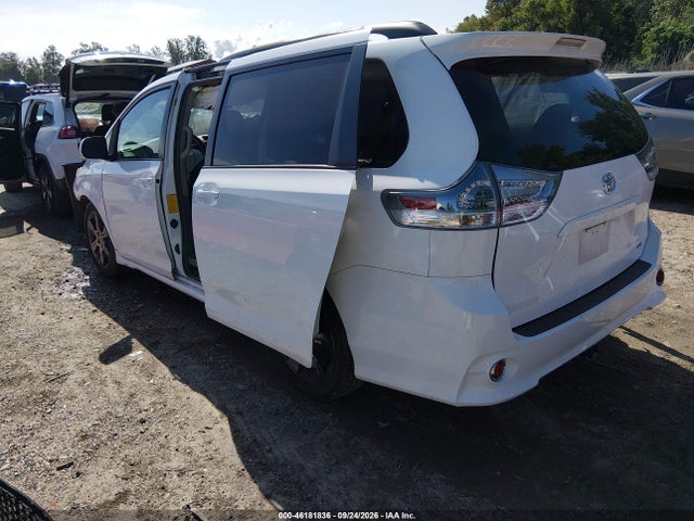 2012 Toyota Sienna Se 8 Passenger მანქანა იყიდება აუქციონზე, vin: 5TDXK3DC3CS184897, აუქციონის ნომერი: 46181836