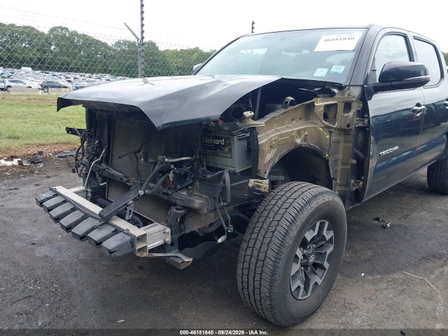 Продаж на аукціоні авто 2017 Toyota Tacoma Trd Off Road, vin: 3TMCZ5AN7HM077998, номер лоту: 46181840