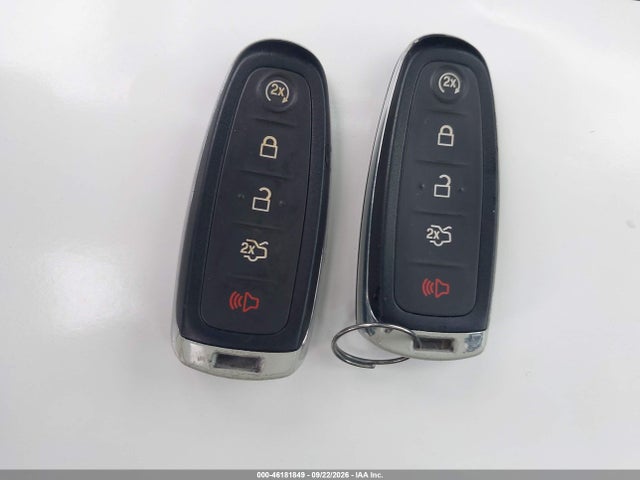 46181849 :رقم المزاد ، 1FMCU9J93EUB64941 vin ، 2014 Ford Escape Titanium مزاد بيع
