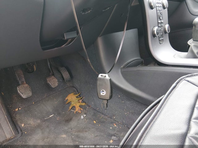 Продажа на аукционе авто 2011 Volvo C30 T5, vin: YV1672MK2B2247129, номер лота: 46181858