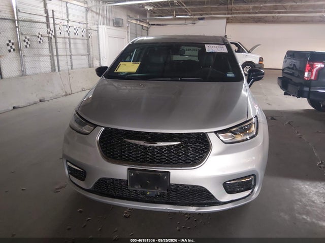 2026 Chrysler Pacifica Select მანქანა იყიდება აუქციონზე, vin: 2C4RC1BG1TR239601, აუქციონის ნომერი: 46181906