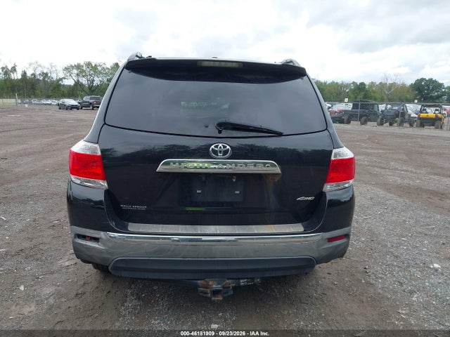 Продажа на аукционе авто 2012 Toyota Highlander Se V6, vin: 5TDBK3EH4CS098664, номер лота: 46181909