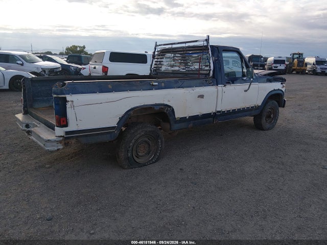 1981 Ford F150 მანქანა იყიდება აუქციონზე, vin: 1FTDF14E8BPA76846, აუქციონის ნომერი: 46181946