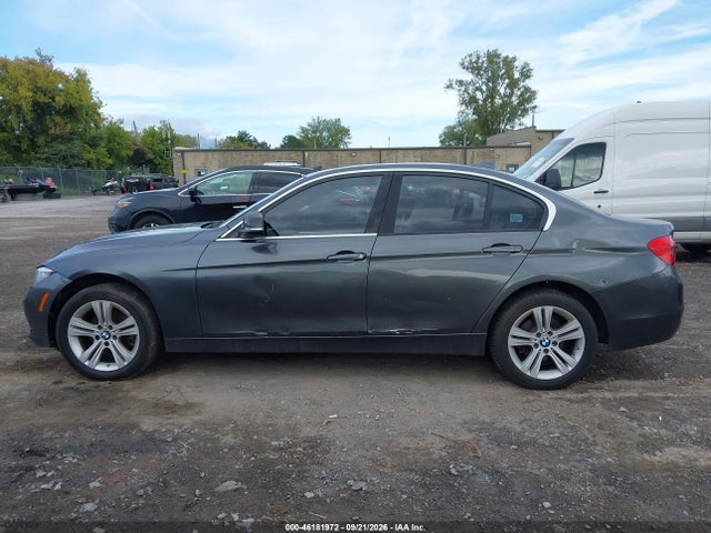 46181972 :رقم المزاد ، WBA8D9C53HK678113 vin ، 2017 Bmw 330i Xdrive مزاد بيع