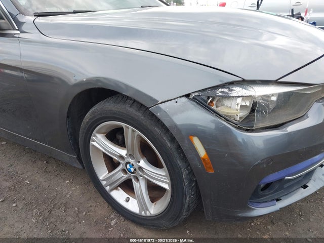 46181972 :رقم المزاد ، WBA8D9C53HK678113 vin ، 2017 Bmw 330i Xdrive مزاد بيع