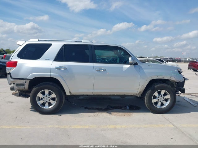 46182021 :رقم المزاد ، JTEZU5JR2A5012592 vin ، 2010 Toyota 4runner Sr5 V6 مزاد بيع